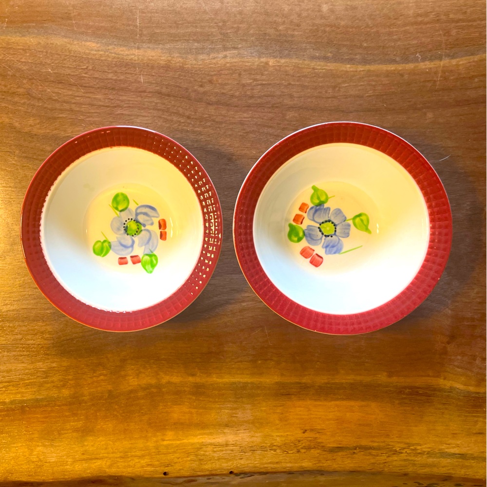 Two Vintage Blue Ridge Southern Potteries 5 3/4" Bowls Cassandra Pattern Waffle